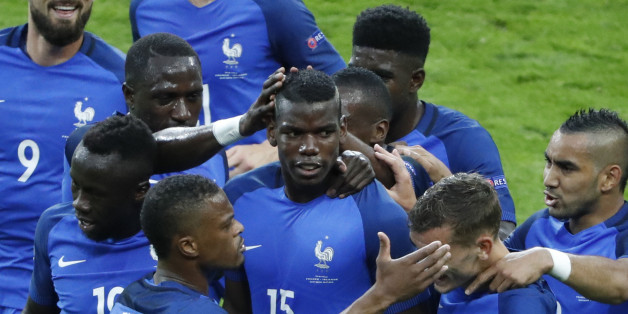 Paul Pogba (15), buteur avec l'Equipe de France en quart de finale de l'Euro contre l'Islande, le 3 juillet.