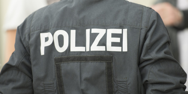 Bundesweite Razzien wegen Hasskommentaren im Netz