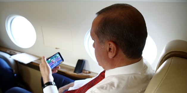 #SegenGottes: Erdogans doppelte Twitter-Strategie