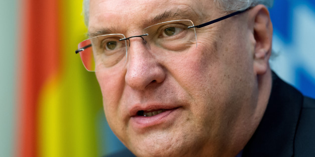 Bayerns Innenminister Herrmann verlangt strengere Grenzkontrollen