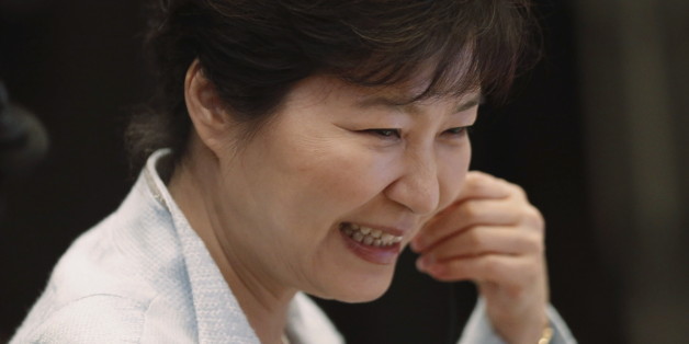 South Korea's President Park Geun-hye attends the 17th ASEAN-Republic of Korea Summit at the 27th Association of Southeast Asian Nations (ASEAN) summit in Kuala Lumpur, Malaysia, November 22, 2015. REUTERS/Jorge Silva