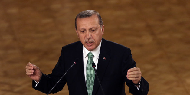 Der türkische Staatspräsident hat die Schließung von rund 1000 Schulen gefordert
