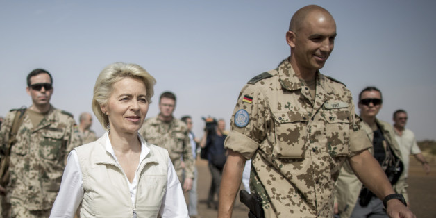 Von der Leyen will Flüchtlinge bei der Bundeswehr einsetzen