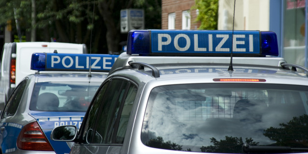Mann schlägt in Reutlingen mit Machete um sich - offenbar ein Todesopfer