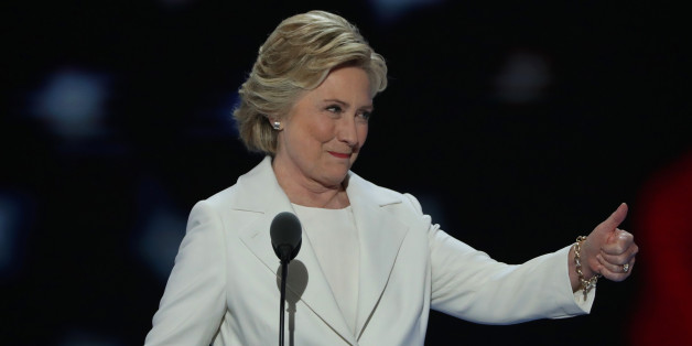 5 passages optimistes du discours de Clinton pour contrer le pessimisme de Trump