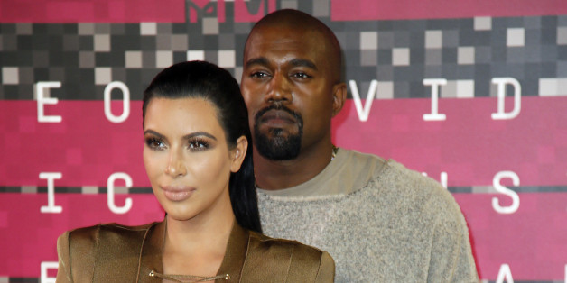 Kanye West liebt die Selfies von Kim Kardashian - besonders, wenn sie auf diesen nackt ist