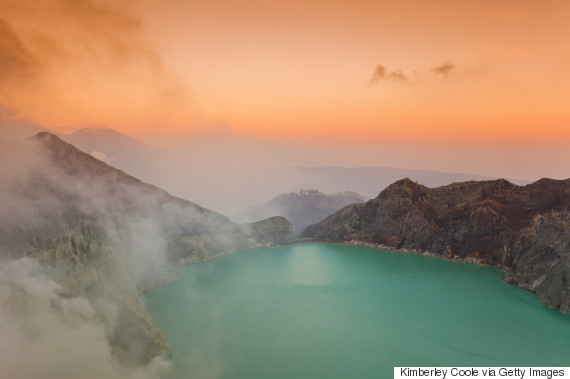 kawah ijen lake