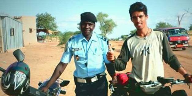 Le web s'inquiète pour le globe-trotter Adil Boudraa, arrêté au Niger pendant son voyage