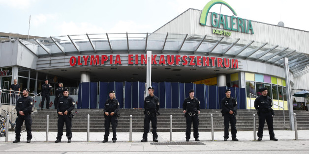 Polizei in München am OEZ