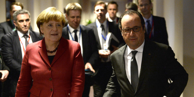 Der französiche Präsident Francois Hollande, Kanzlerin Angela Merkel (L) prior a meeting with Greece's Prime Minister Alexis Tsipras (unseen) during an European Union leaders summit over migration in Brussels, Belgium, March 17, 2016. REUTERS/Stephane de Sakutin/Pool