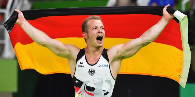 Fabian Hambüchen feiert seinen Sieg in Rio