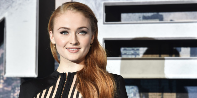 Sophie Turner hat sich von ihren roten Haaren getrennt - sie sind jetzt blond
