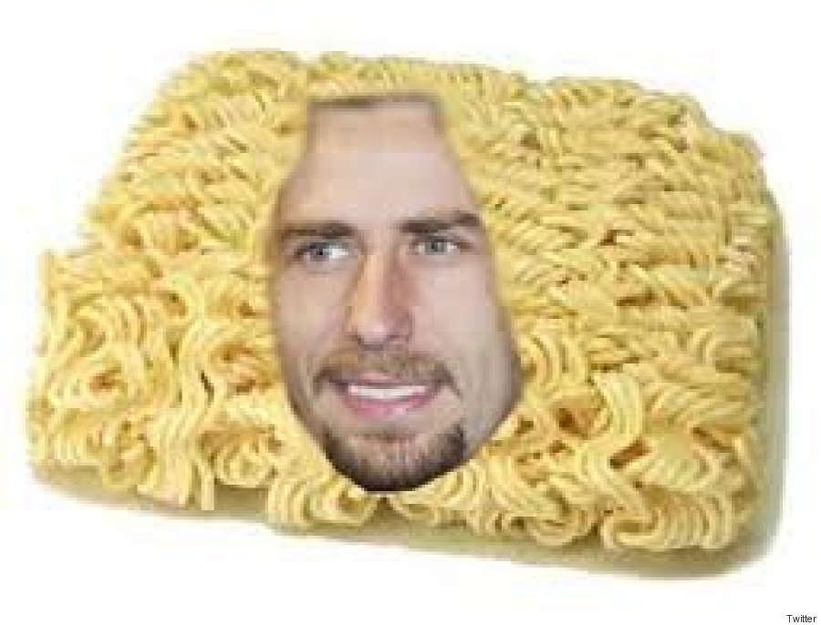 o CHAD KROEGER 900