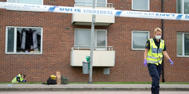 Forensic police investigates on August 22, 2016, in Gothenburg, the area, where an explosion demolished an apartment the night before.
An eight-year-old boy was killed Monday night when a grenade was thrown into the apartment in Sweden where he was sleeping, police said, adding he was likely the victim of an underworld feud.
/ AFP / TT News Agency / Bjorn LARSSON ROSVALL / Sweden OUT (Photo credit should read BJORN LARSSON ROSVALL/AFP/Getty Images)