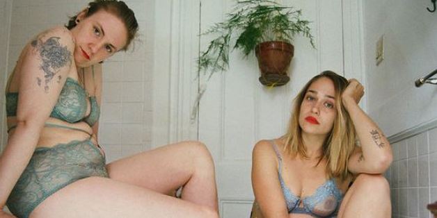 Lena Dunham pose au naturel pour une marque de lingerie