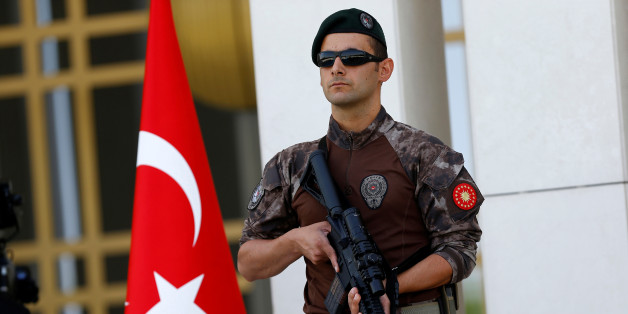 A Turkish special forces police officer guards the entrance of the Presidential Palace in Ankara, Turkey, August 5, 2016. REUTERS/Umit Bektas