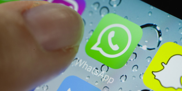HuffPost-Autor Sebastian Christ rechnet mit Whatsapp ab