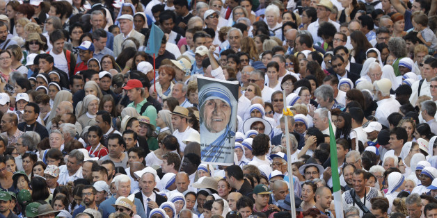 Mère Teresa, une sainte aux parts d'ombre controversées