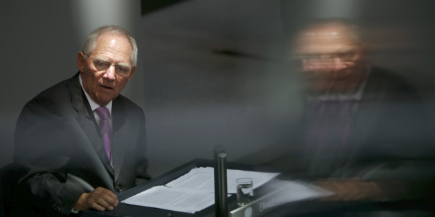 Schäuble kündigt Steuersenkungen für 2017 an.