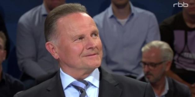 AfD-Kandidat Georg Pazderski beim TV-Duell in Berlin