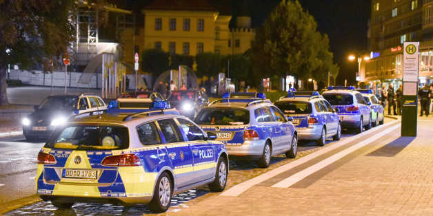 Polizeifahrzeuge in Bautzen in der Nacht auf Donnerstag