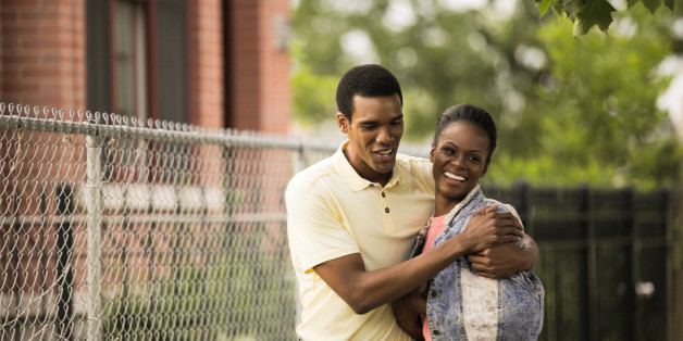 "My First Lady" im Kino: So sollen sich Barack Obama (Parker Sawyers) und Michelle (Tika Sumpter) näher gekommen sein