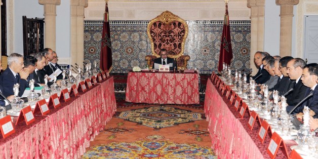 Le roi préside le Conseil des ministres datant du 13 octobre 2013