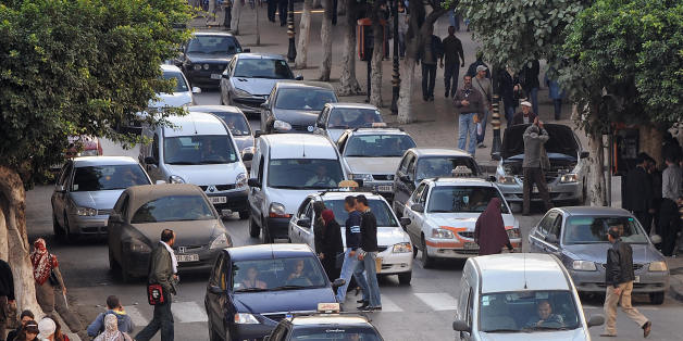 TO GO WITH AFP STORY IN FRENCH BY HAMID GUEMACHE A picture taken on November 11, 2008 shows traffic jam in downtown Algiers. Every morning, hundreds of thousands of cars converging towards the Algerian capital, causing endless traffic jams. Algerians are waiting for the future metro, tramway networks and a second ringroad which is planned for 2009-2010. AFP PHOTO/ FAYEZ NURELDINE (Photo credit should read FAYEZ NURELDINE/AFP/Getty Images)