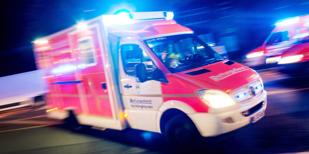 Ein Krankenwagen des Roten Kreuzes