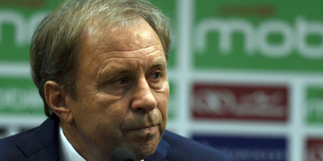 Serbian Milovan Rajevac, the newly appointed Algerian football team coach and former professional player, speaks on July 14, 2016 during a press conference at the Olympic complex Mohamed-Boudiaf in Algiers, following his nomination for the new post. / AFP / Farouk Batiche (Photo credit should read FAROUK BATICHE/AFP/Getty Images)