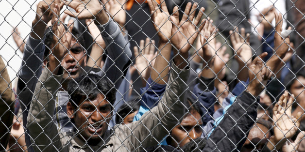 Flüchtlinge im Registrierungszentrum Moria auf der griechischen Insel Lesbos