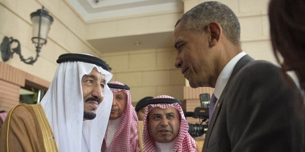 RIYAD, SAUDI ARABIA - APRIL 20: US President Barack Obama (R) shakes hands with Saudi King Salman bin Abdulaziz Al Saud at Erga Palace in Riyadh, on April 20, 2016. During his two-day visit, Obama is to attend a Gulf summit. (Photo by Pool / Bandar Algaloud/Anadolu Agency/Getty Images)