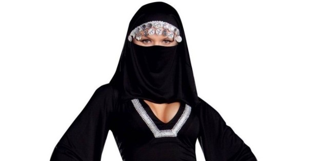 Un costume de «burka sexy» sème la controverse
