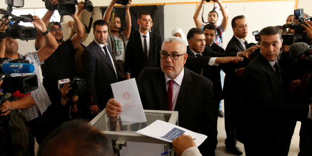 Abdelillah Benkirane, secretary-general of the Islamist Justice and Development party (PJD), casts his ballot at a polling station in Rabat October 7, 2016. REUTERS/Youssef Boudlal