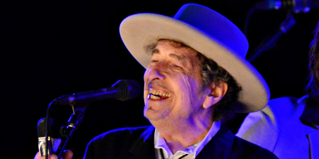 U.S. musician Bob Dylan performs during on day 2 of The Hop Festival in Paddock Wood, Kent on June 30th 2012. REUTERS/Ki Price/File photo TPX IMAGES OF THE DAY