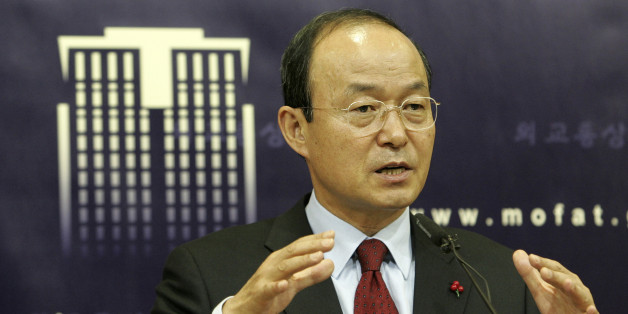 South Korean Foreign Minister Song Min-soon talks during a press briefing at the Foreign Ministry in Seoul, South Korea, Thursday, Dec. 27, 2007. North Korea may miss a year-end deadline to declare all its nuclear programs, Song said Thursday. (AP Photo/Ahn Young-joon)