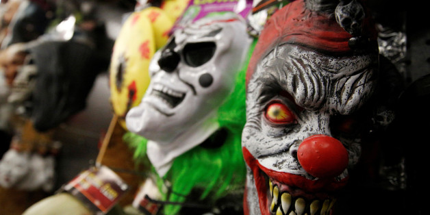 Horror-Clowns versuchten in Berlin einen Mann auszurauben.