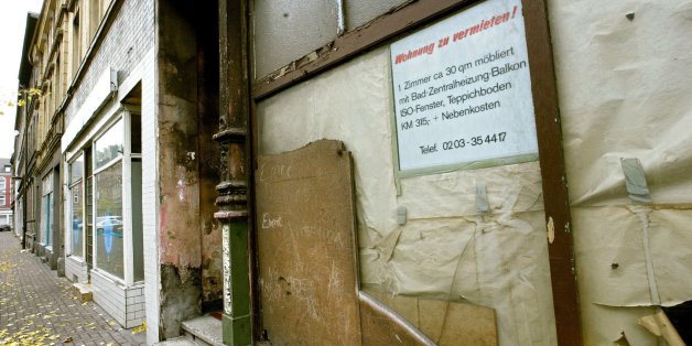 Die Stadt Duisburg soll mehrere Häuser für "nicht bewohnbar" erklärt und geräumt haben. (Symbolfoto)