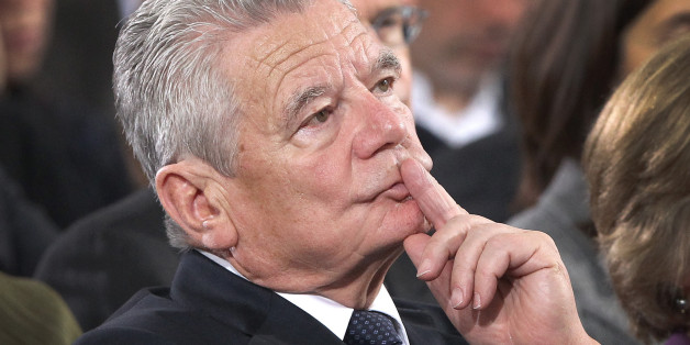 German President Joachim Gauck attends the awarding ceremony of the Peace Price of German book trade association 2016 in Frankfurt/Main, Germany, on October 23, 2016. / AFP / DANIEL ROLAND (Photo credit should read DANIEL ROLAND/AFP/Getty Images)