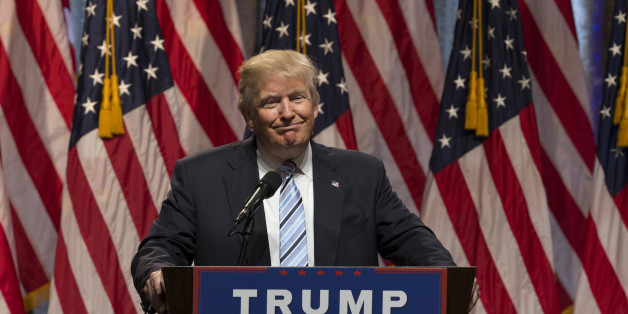 Présidentielle américaine: L'écart entre Clinton et Trump diminue à 2%