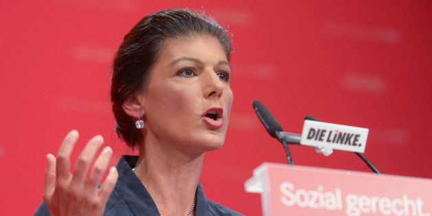 Sahra Wagenknecht teilt gegen Hillary Clinton aus
