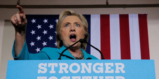 Die demokratische Präsidentschaftskandidatin Hillary Clinton wird von ihrem E-Mail-Skandal wieder eingeholt.