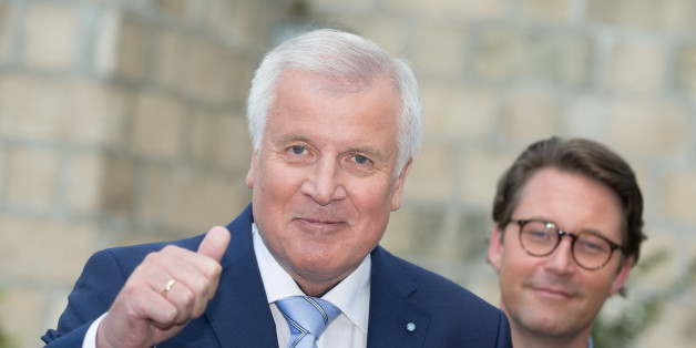 Horst Seehofer unterstützt das Fernbleiben von Bundeskanzlerin Angela Merkel vom CSU-Parteitag