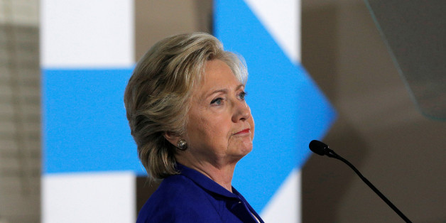 U.S. Democratic presidential nominee Hillary Clinton pauses while speaking at a campaign rally in Las Vegas, Nevada, U.S. November 2, 2016. REUTERS/Brian Snyder