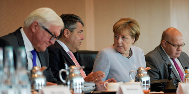 Außenminister Frank-Walter Steinmeier und Bundeskanzlerin Angela Merkel