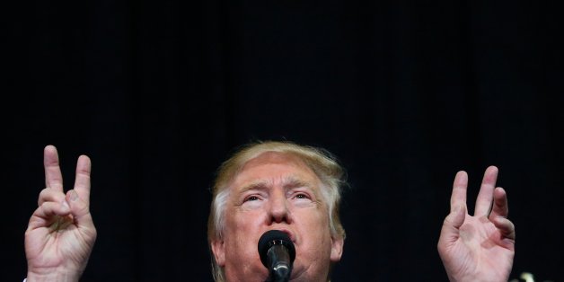 Republican presidential nominee Donald Trump speaks during a campaign rally in Sarasota, Florida, U.S. November 7, 2016. REUTERS/Carlo Allegri