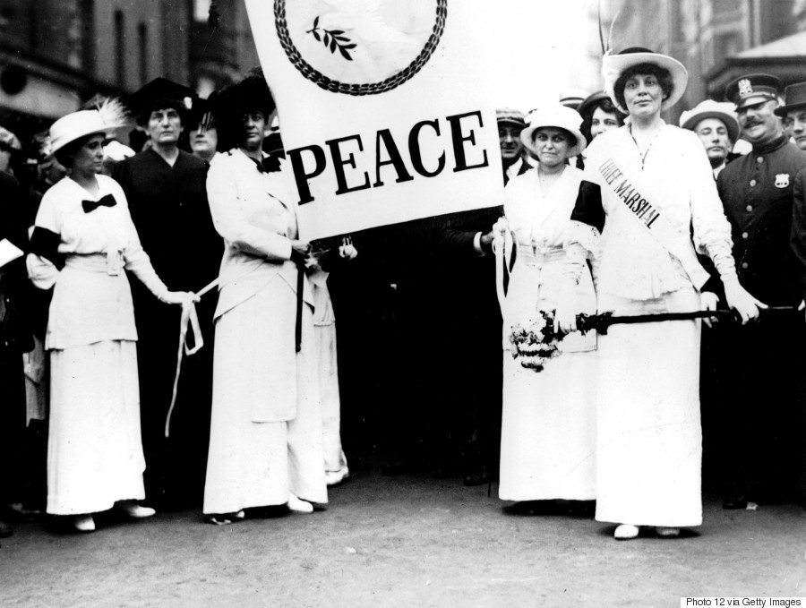 American Women Wear White To The Polls As A Nod To The Suffragettes ...