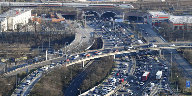 Regierung will Autobahnen privatisieren