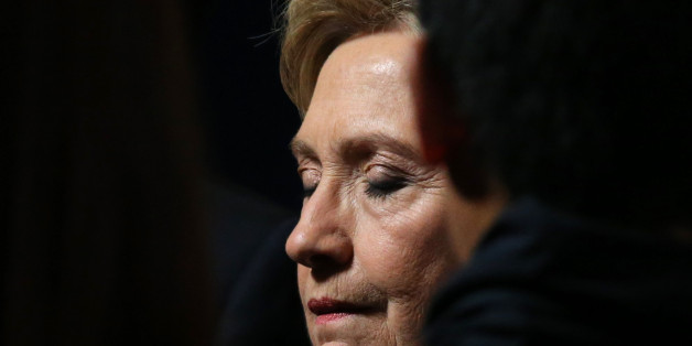Hillary Clinton gibt dem FBI die Schuld an ihrer Wahlniederlage