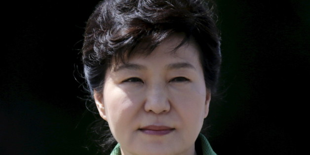 South Korea's President Park Geun-hye walks past an honor guard before a meeting with Brazil's President Dilma Rousseff at the Planalto Palace in Brasilia, Brazil April 24, 2015. REUTERS/Ueslei Marcelino